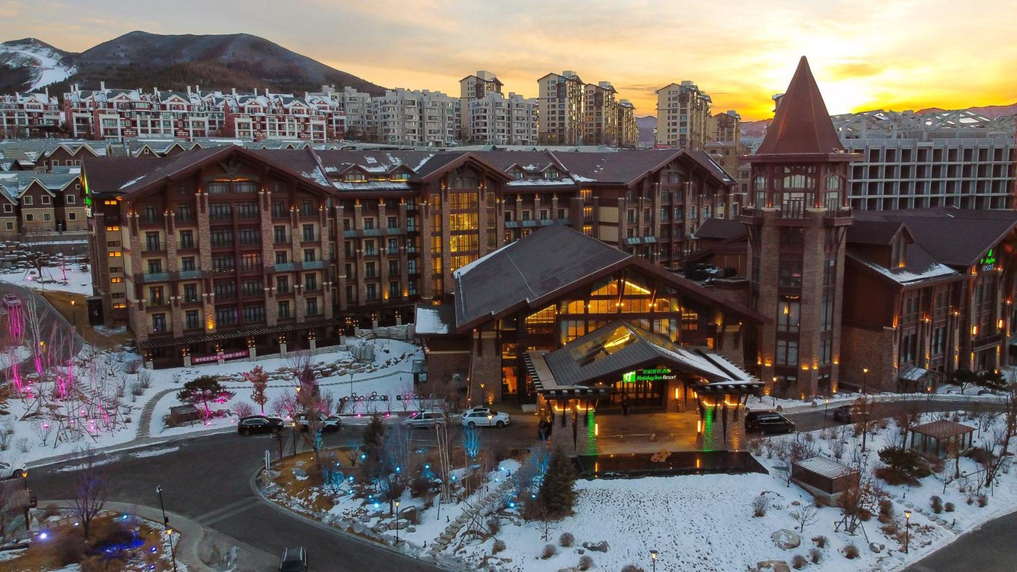 Holiday Inn Resort Zhangjiakou Chongli, An Ihg Hotel Dış mekan fotoğraf